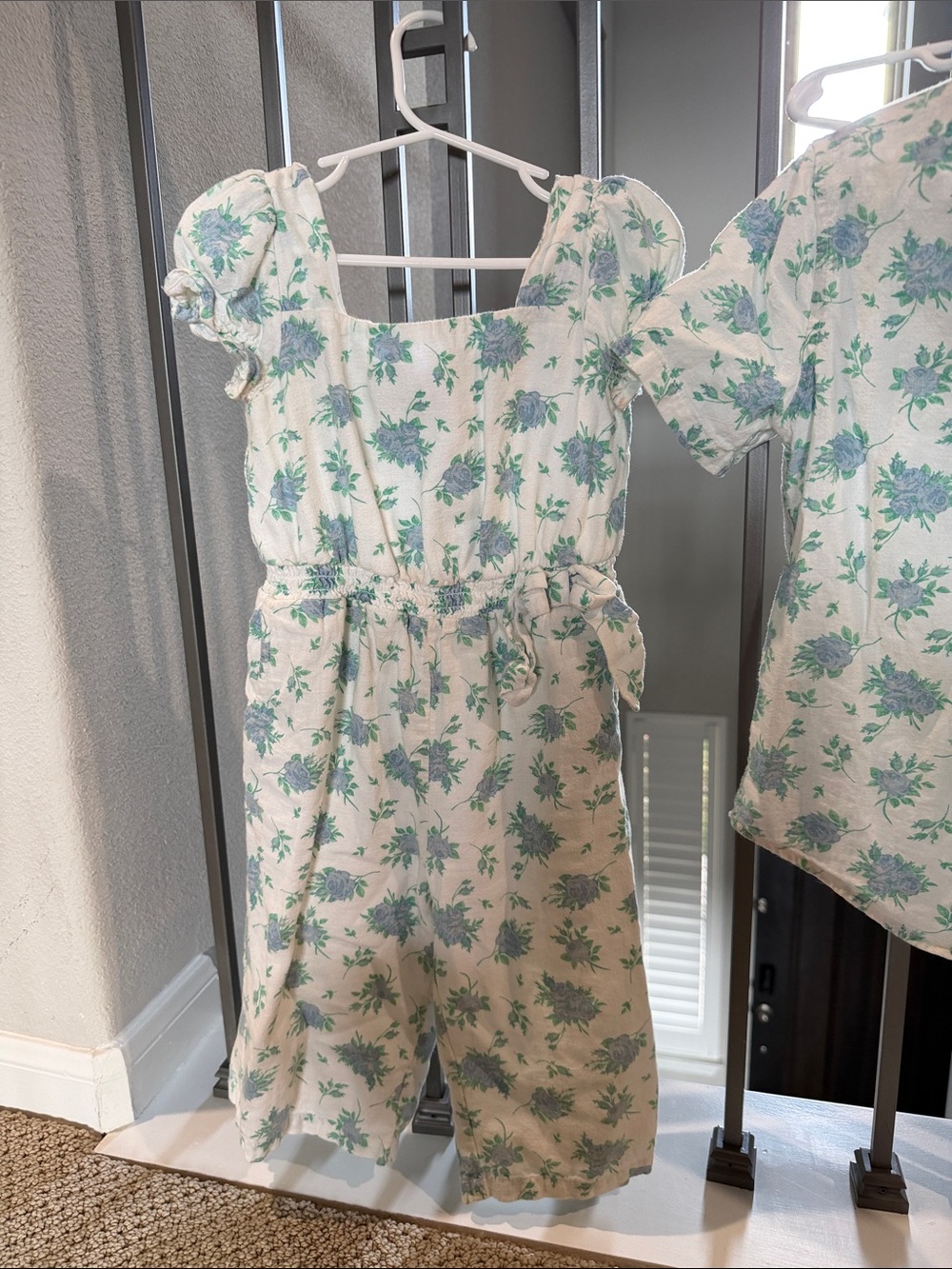 Girls White Floral Puff-Sleeve Jumpsuit with Blue-Green Print